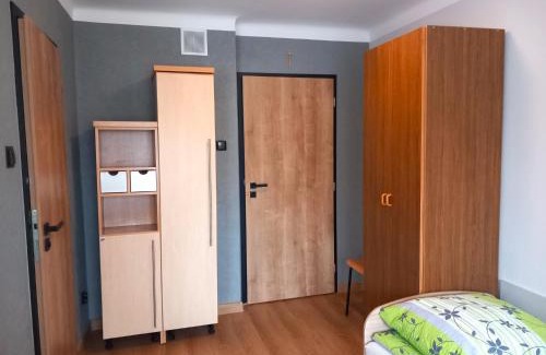 Stalowa Wola Hostel | Akademik nr 2 Tanie noclegi