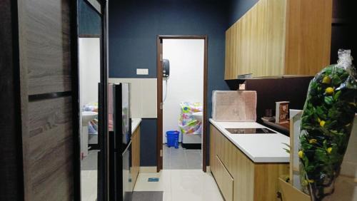 Taman Mount Austin Apartment | Akademik Suite Austin Heights Studio 4Pax NearIKEA