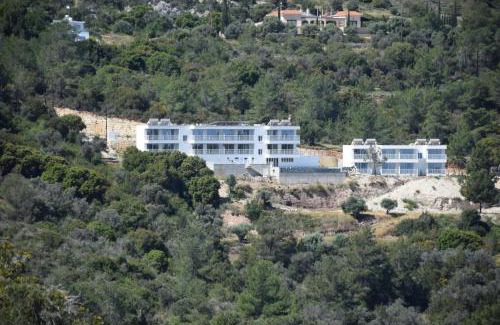 Neo Chorio Apartment | AKAMAS THRONE APARTMENTS