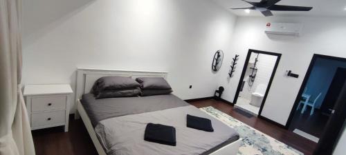 Gua House | Akasea Sojourn