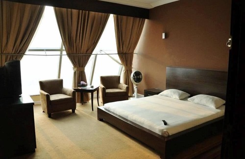 Gujrat Hotel | Akbars Kinara