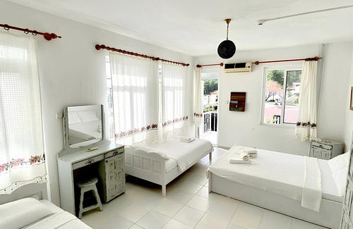 Ekincik Cabin | Akdeniz Pansiyon