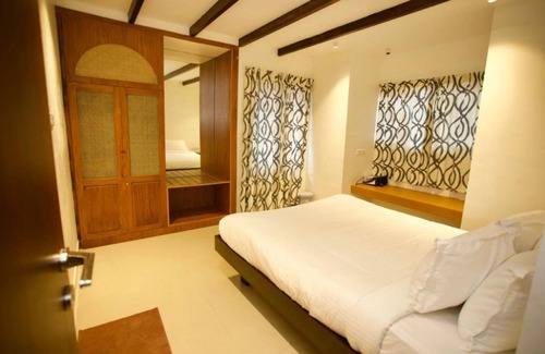 Kodaikanal Hotel | Akkandi Veedu