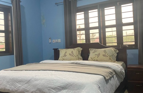 Accra Hotel | Akpe Cultural Center and Hotel