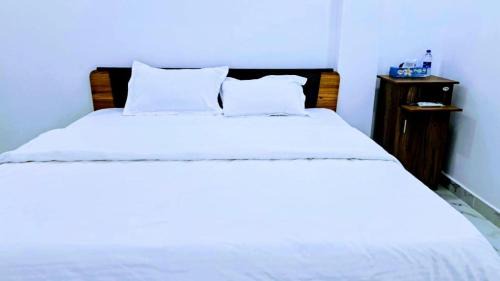 Nanattan Hotel | AKR Rooms