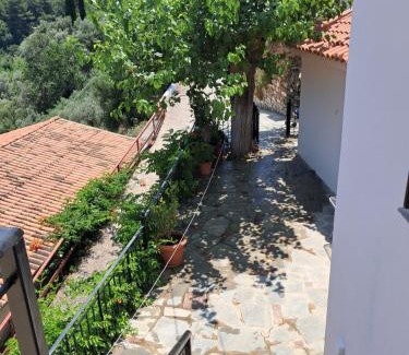 Samos House | Akros-cottage on mountain- ground floor