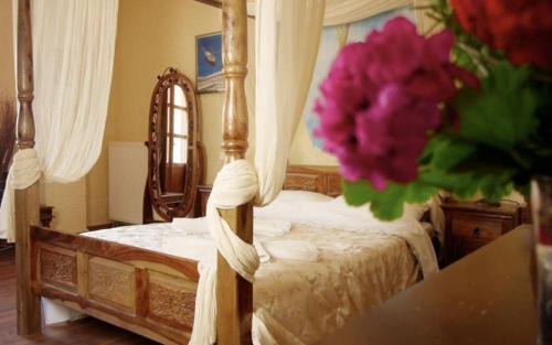 Porto Kayio House | Akrotiri B&B