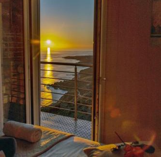 Agios Vasileios Apartment | Akrotiri Panorama- luxury rental apartments with sea view