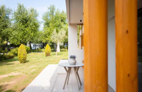 Thermaikos Hotel | Akti Retzika