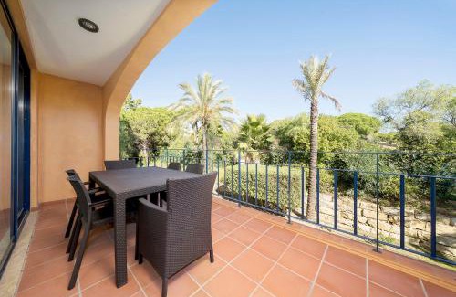 Quarteira Apartment | AL - Apartamento Vila Sol F5 Top Floor