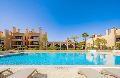 Quarteira Apartment | AL - Apartamento Vila Sol F5 Top Floor