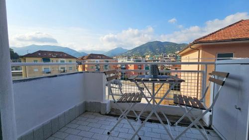 Rapallo Apartment | Al Ludomar, Cozy Flat and Free Park