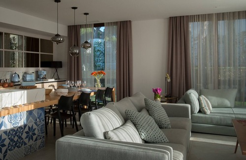 Cabo Roche Villa | Al Mar. Modern Andalus, beach access and views