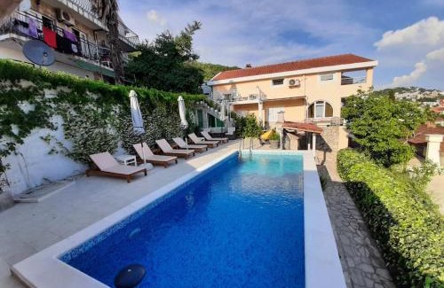 Trebesinj Apartment | Al Mare