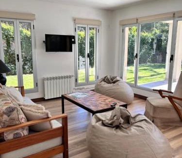 Villa San Lorenzo House | Al Puente y Palo - Casa de Piedra