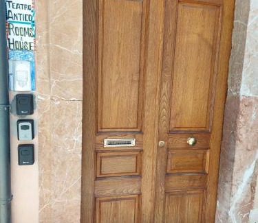 Taormina Apartment | Al Teatro Antico Rooms & House