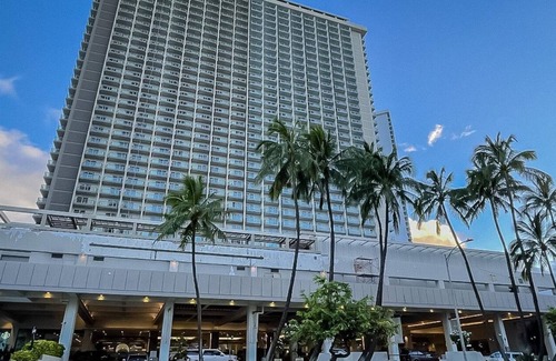 Ala Moana Apartment | Ala Moana Condo by Zelloo