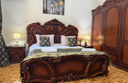 Kutaisi Apartment | Ala s Old District Apartment