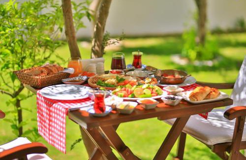 Tokoglu Hotel | Alacati Sorf Hotel