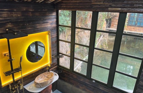 Dong Van Bed & Breakfast | Aladdin Farmstay Đồng Văn