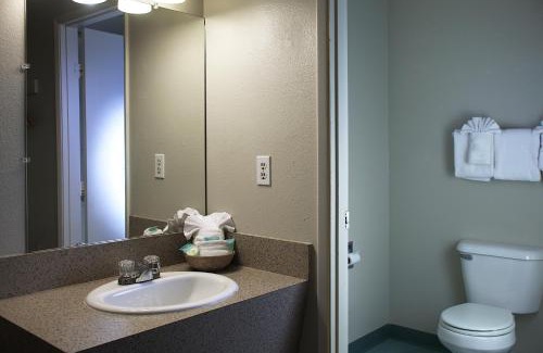 Multnomah Hotel | Aladdin Inn and Suites
