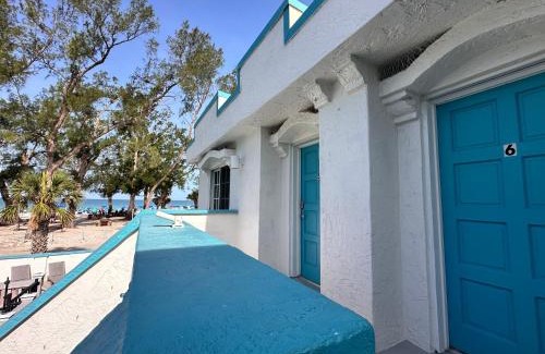 Holmes Beach Apartment | Alamanda Villa on Holmes Beach