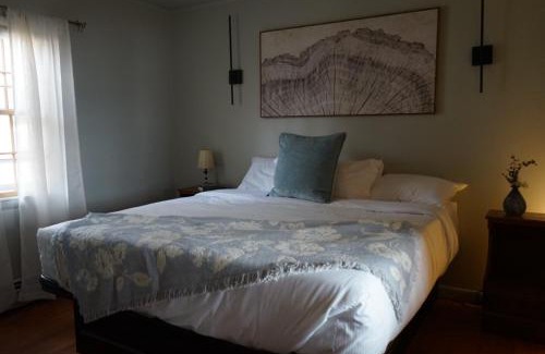 Orland Bed & Breakfast | Alamoosook Lakeside Inn Orland