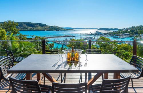 Hamilton Island House | Alang Alang on Hamilton Island by HIHA