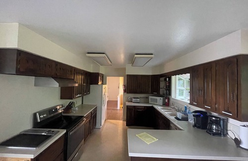 Sand Lake House | Alaska at your door, yet just minutes from the Anchorage Airport