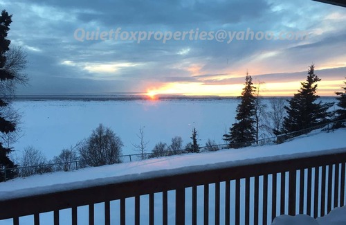 Sand Lake House | Alaska at your door, yet just minutes from the Anchorage Airport