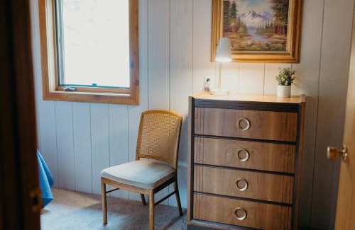 Wasilla Ski Chalet | Alaska Cozy Cabins
