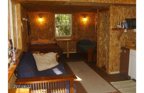 Willow House | ALASKA's Winter Park Cabins