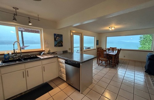 Ketchikan Apartment | Alaskan Fishing package, water front 3 bedroom apt, Car and fishing boat