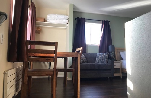 Sitka Apartment | Alaskan Waterfront Studio Apartment (Wolf Suite) Vacation Rental