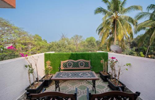 Nerul Villa | Alaya Stays 3 BHK with Plunge Pool, Kid's Nook & Terrace - Casa Bella Vista