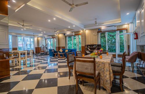 Dehradun Hotel | Alaya Stays Impreza Luxury Stays