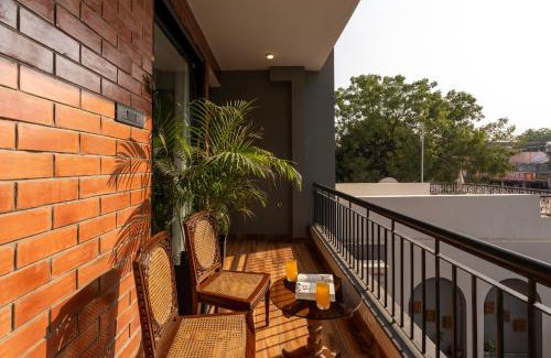Malviya Nagar Hotel | Alaya Stays Ramalaya - Room with balcony