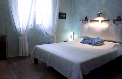 Carloforte Bed & Breakfast | Alba B&B