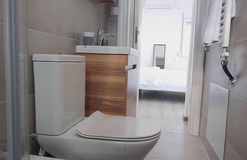 Pella Region Apartment | Alba Ocean View Luxury Suite