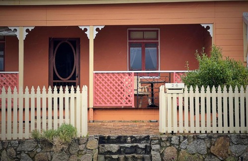 Albany House | Albany Historic Cottage