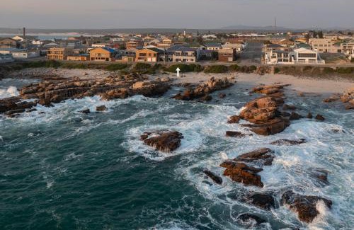 Lambert's Bay Apartment | Albatross Accommodation