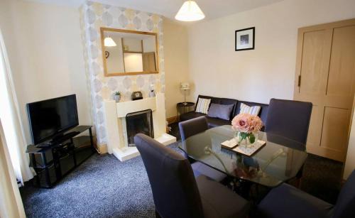 Taunton House | Albemarle House