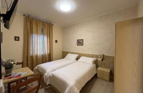 Lazise Hotel | Albergo AQUILA