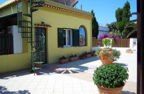 Ventotene Hotel | Albergo Belvedere