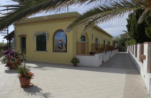 Ventotene Hotel | Albergo Belvedere