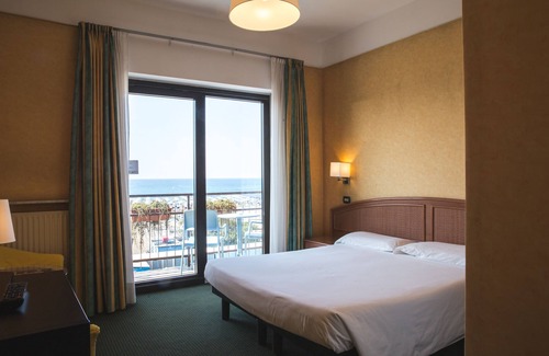 Chiavari Hotel | Albergo Santa Maria