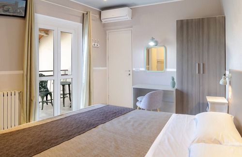 Cerri Hotel | Albergo Serena