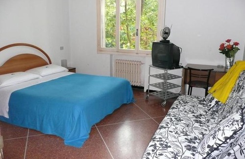 Sasso Marconi Hotel | Albergo Triana e Tyche