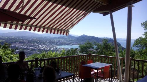 San Sebastian Hostel | Albergue/Auberge ULIA Youth Hostel