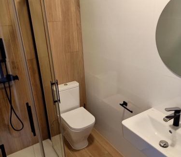 Santa Marina del Rey Hostel | Albergue La Huella